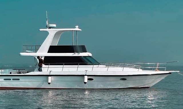 yacht in goa for rent