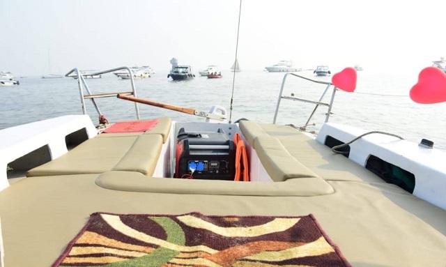 yacht rent mumbai