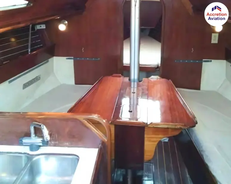 blood-vessel-book-a-yacht-in-mumbai-4