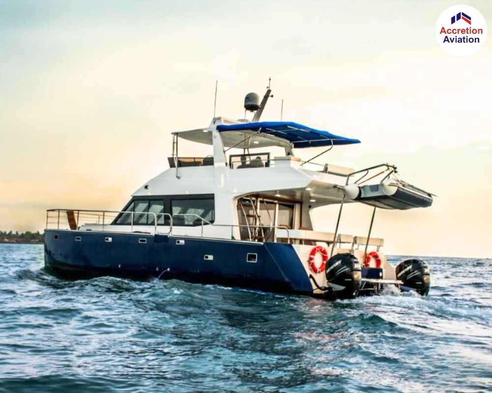 blue--white-catamaran-yacht-in-goa_5_11zon