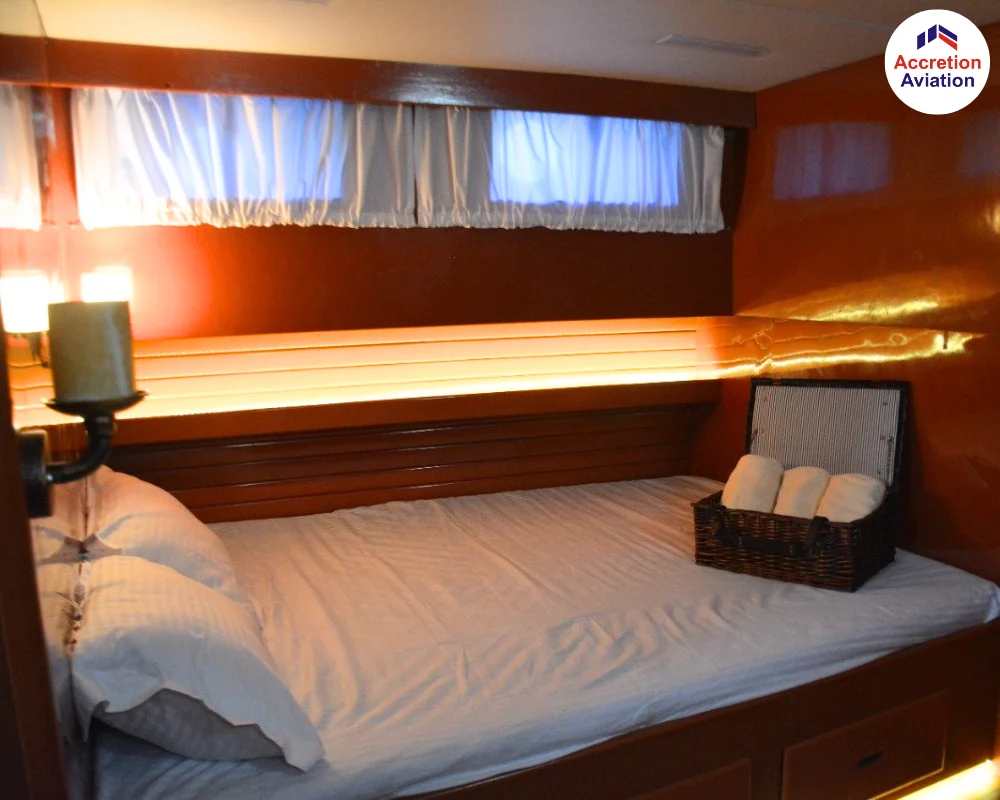 genesis-book-a-yacht-in-mumbai-(5)